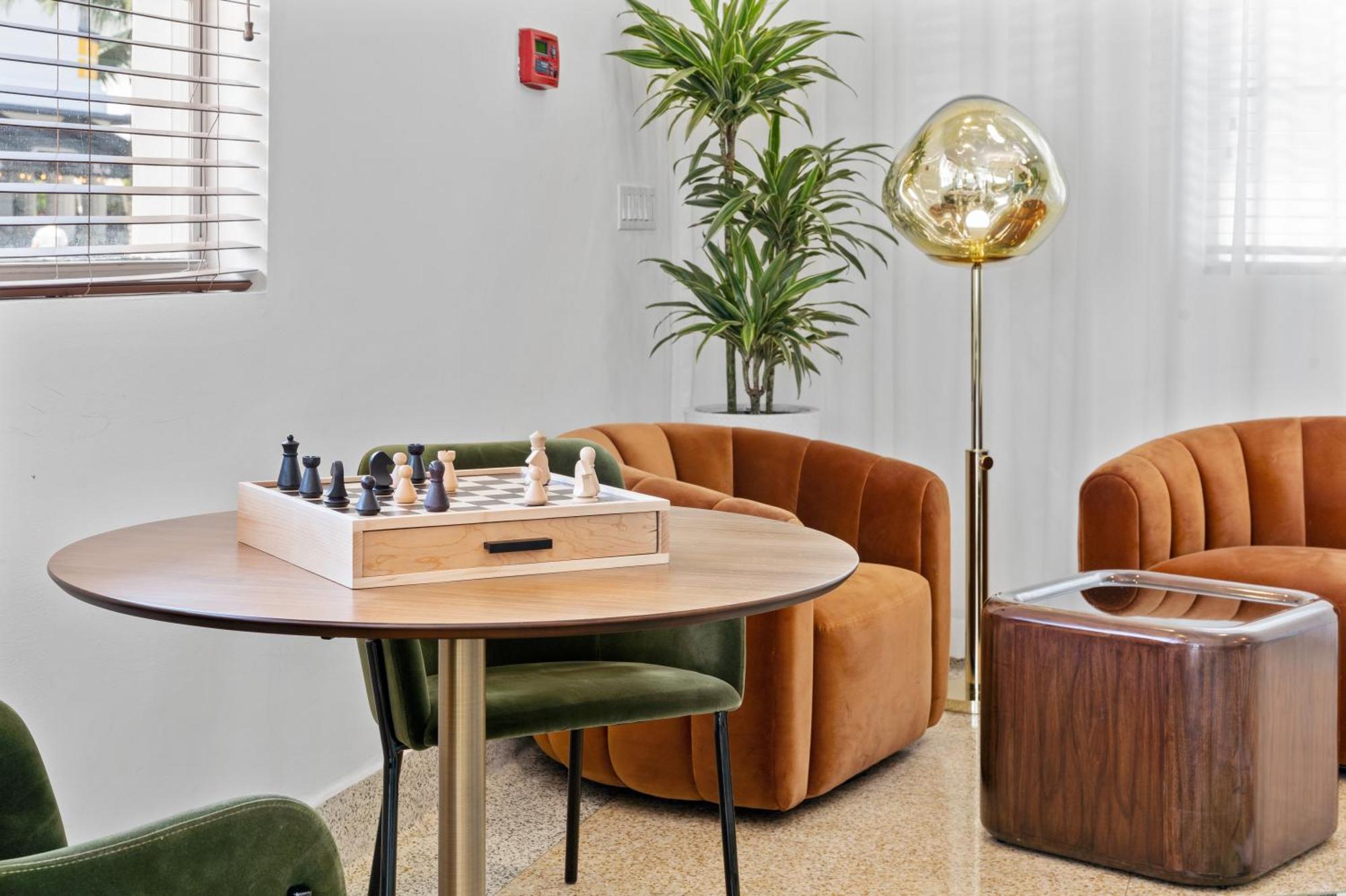 The Clifton Hotel マイアミビーチ エクステリア 写真